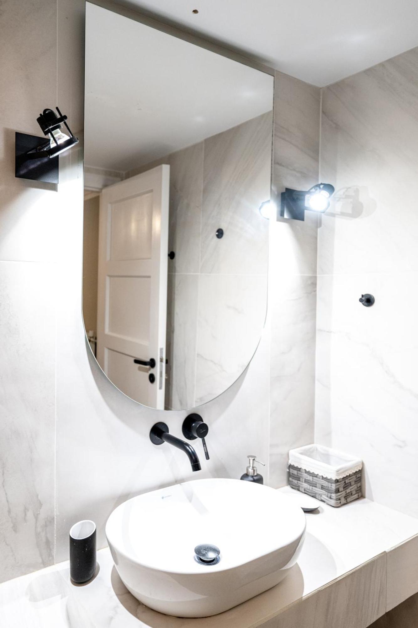 Entire Apartment - Heart Of Atenas Exterior foto